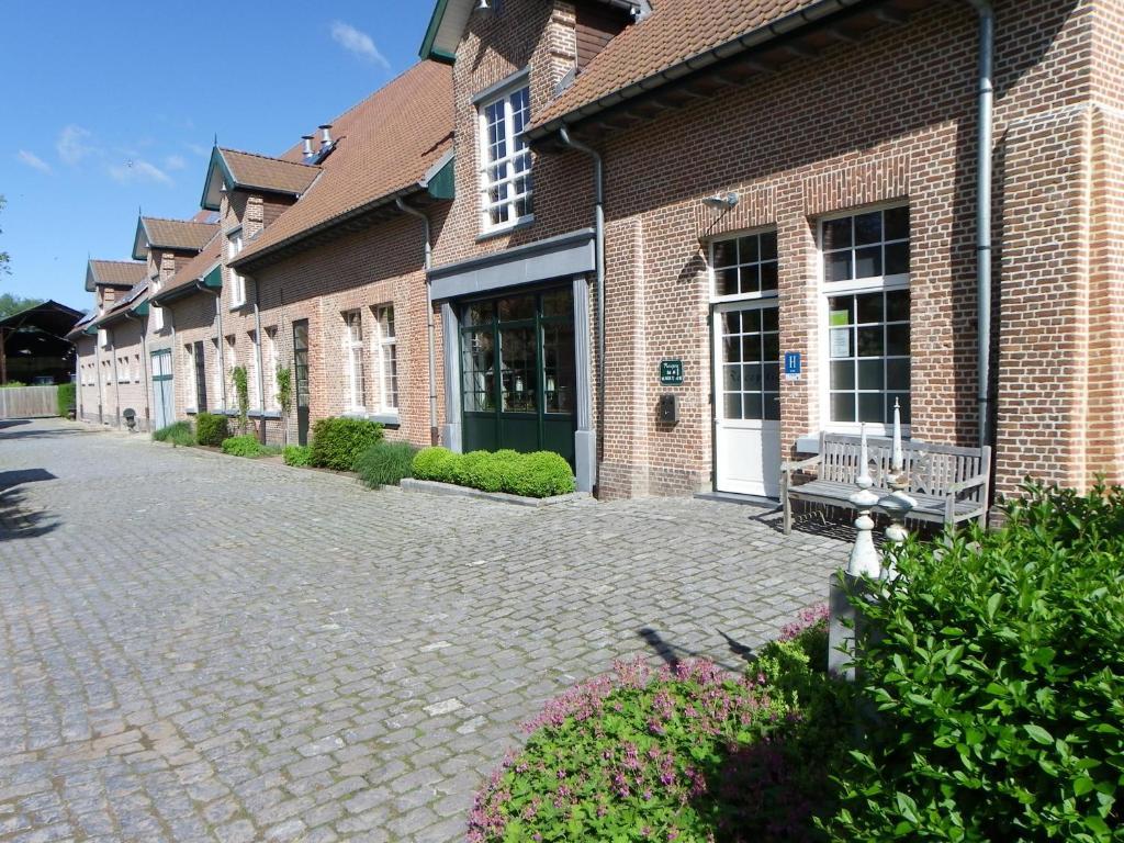 Hotel B - Boskapelhoeve Buggenhout Exterior photo